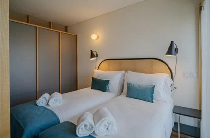 Apartamento inteiro em Rua Pinto Bessa, imagem 1 de 10