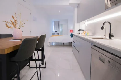 Logement entier à Carrer de Manuel Andrés, image 9 de 33