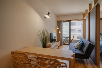 Apartamento inteiro em Rua Pinto Bessa, imagem 6 de 17