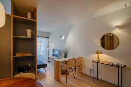 Apartamento inteiro em Rua Pinto Bessa, imagem 6 de 12