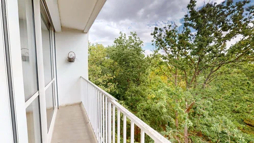 Özel oda konumu 12 Rue des Châteaux Bruloirs, 95000 Cergy, France, 14 18 görüntüsü
