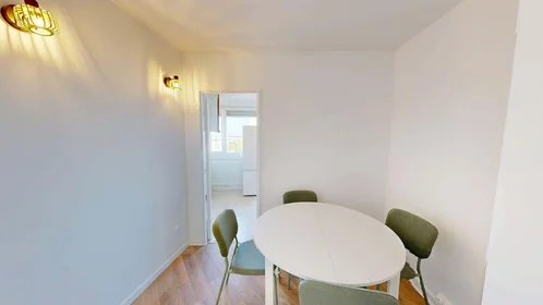 Private room at 5 Bd Pablo Picasso, 94000 Créteil, France, image 1 of 10