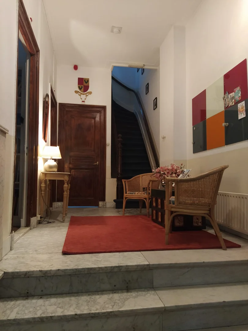 Habitación asequible para estudiantes con buena iluminación en 