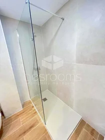 Chambre privée à Av. de Valladolid, 46020 València, Valencia, Spain, image 18 de 25