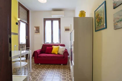 Özel oda konumu Via Francana, 30, 27100 Pavia PV, Italia, 29 32 görüntüsü