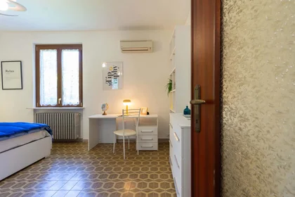 Özel oda konumu Via Francana, 30, 27100 Pavia PV, Italia, 9 32 görüntüsü