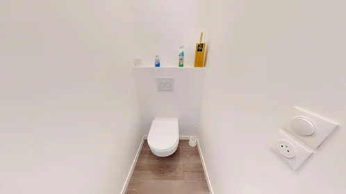 Özel oda konumu 202 Rue Amédée Saint-Germain, 33800 Bordeaux, France, 15 16 görüntüsü
