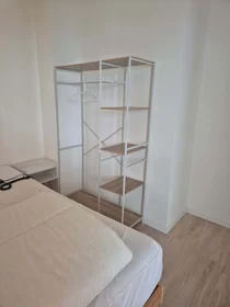 Özel oda konumu 202 Rue Amédée Saint-Germain, 33800 Bordeaux, France, 3 16 görüntüsü