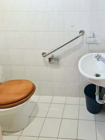 Private room at Elfriedenstraße, 81827 München, Germany, image 14 of 17
