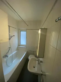 Private room at Elfriedenstraße, 81827 München, Germany, image 6 of 17
