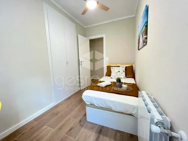 Chambre privée à Av. de Valladolid, 46020 València, Valencia, Spain, image 3 de 24