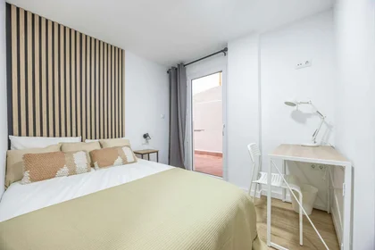 Privatzimmer in der Carrer del Duc de Mandas, Rascanya, 46019 València, Valencia, Spain, bild 2 von 18
