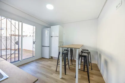 Privatzimmer in der Carrer del Duc de Mandas, Rascanya, 46019 València, Valencia, Spain, bild 12 von 18
