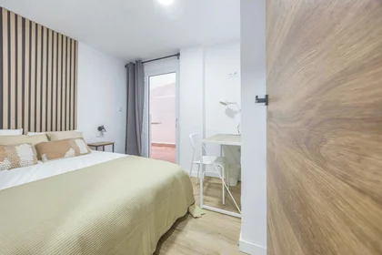 Privatzimmer in der Carrer del Duc de Mandas, Rascanya, 46019 València, Valencia, Spain, bild 5 von 18