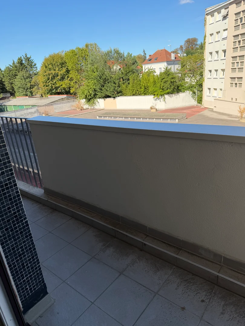 Chambre à louer dans un appartement d'étudiant à , entièrement meublée