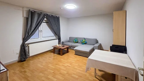 Gesamte Unterkunft in der Niddagaustraße, bild 5 von 14