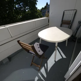 Entire apartment at Kreuzhofstraße, image 7 of 7
