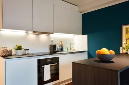 Entire apartment at Oeverseestraße, image 2 of 10