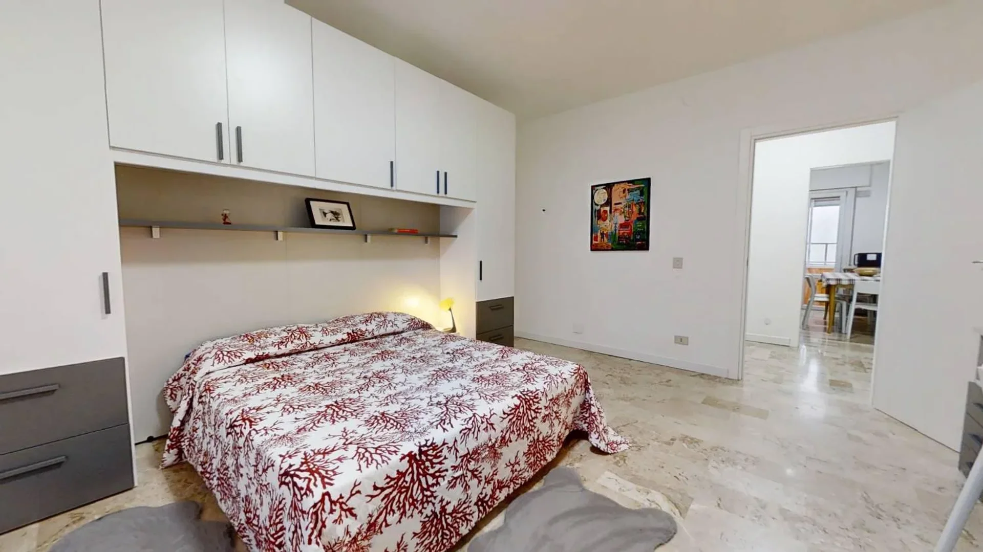 Zimmer in Studentenwohnung in  zu vermieten, voll möbliert