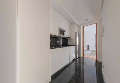 Apartamento inteiro em Plaza del Ángel, Centro, imagem 5 de 10