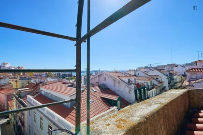 私人房间 在 Rua dos Poiais de São Bento, 33的图像13