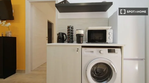 Entire apartment at Via Pescaglia, image 11 of 19