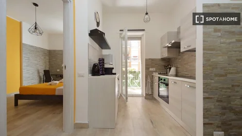 Entire apartment at Via Pescaglia, image 9 of 19