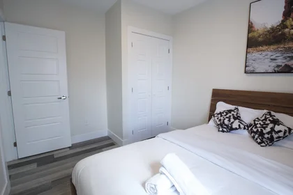 Apartamento inteiro em Boulevard Décarie 4586, imagem 11 de 15