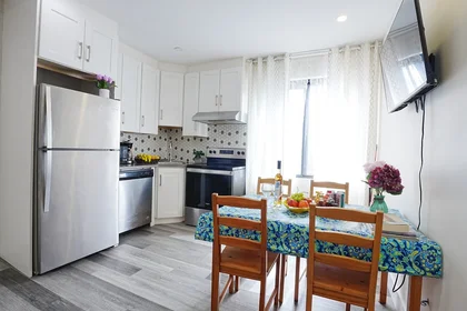 Apartamento inteiro em Boulevard Décarie 4586, imagem 8 de 15
