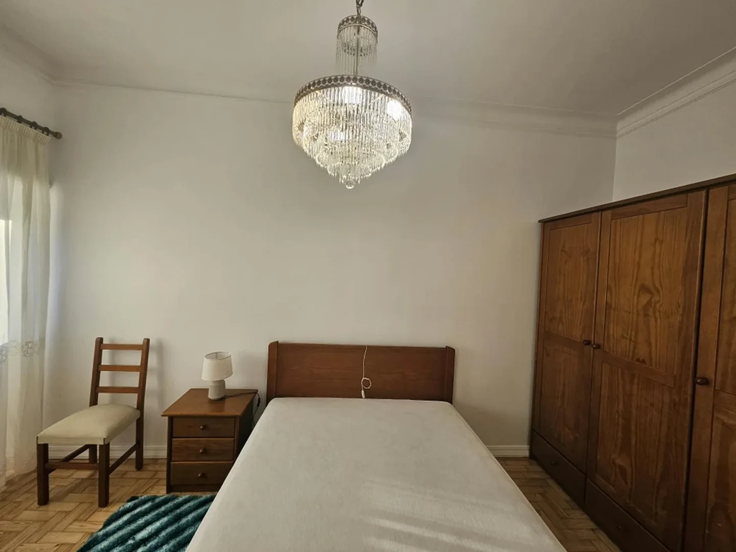 Helles und luftiges Studentenzimmer mit einfachem Zugang zur Universität in 