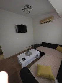 Apartamento inteiro em Bračunova ulica 8, imagem 1 de 5