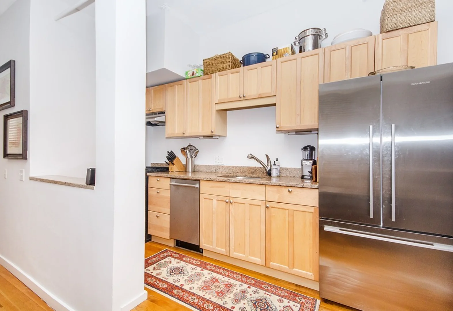 29, Fayette St., Unit 1/2, Bay Village, Boston, MA, 02116
