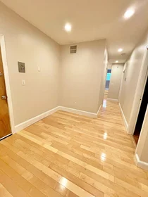 Appartamento intero in residence in 182, Cottage St., Unit 101, East Boston, Boston, MA, 02128, immagine 18 di 21