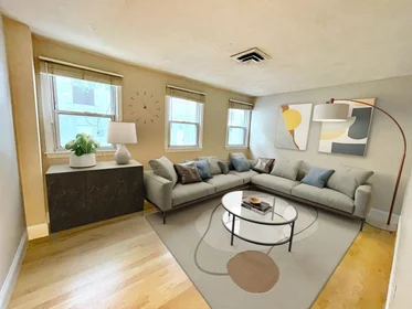 Appartamento intero in residence in 182, Cottage St., Unit 101, East Boston, Boston, MA, 02128, immagine 5 di 21