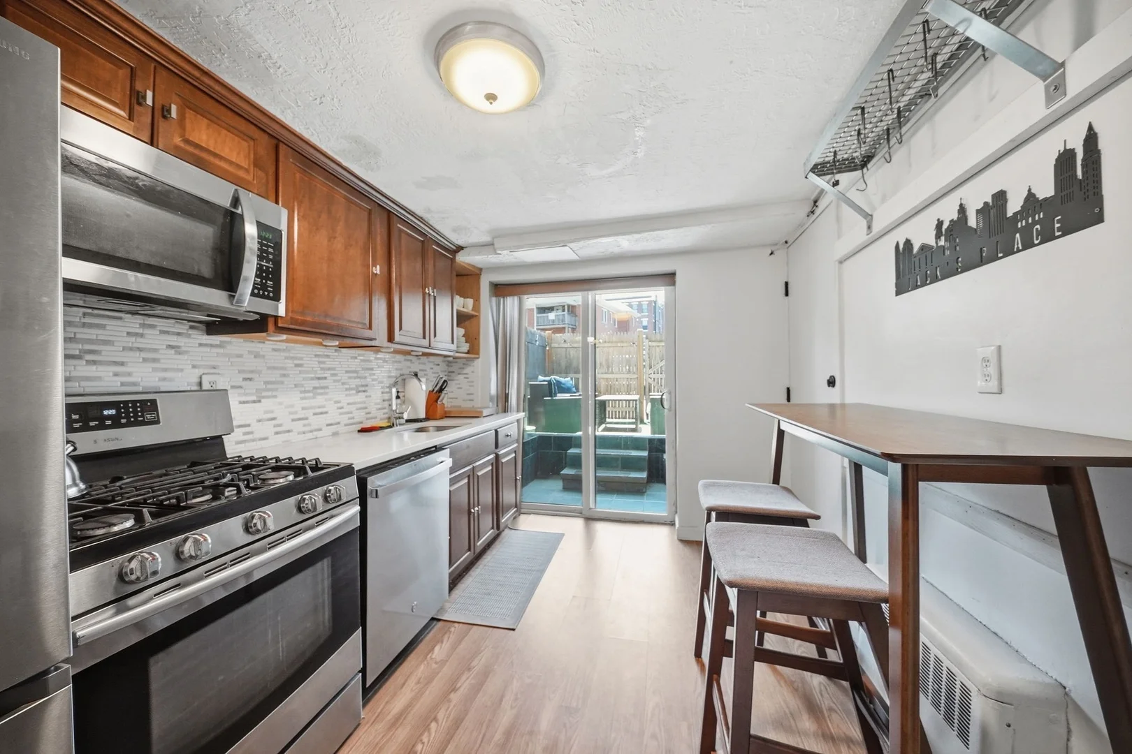 1722-1726, Commonwealth Ave., Unit 1, Brighton, Boston, MA, 02135