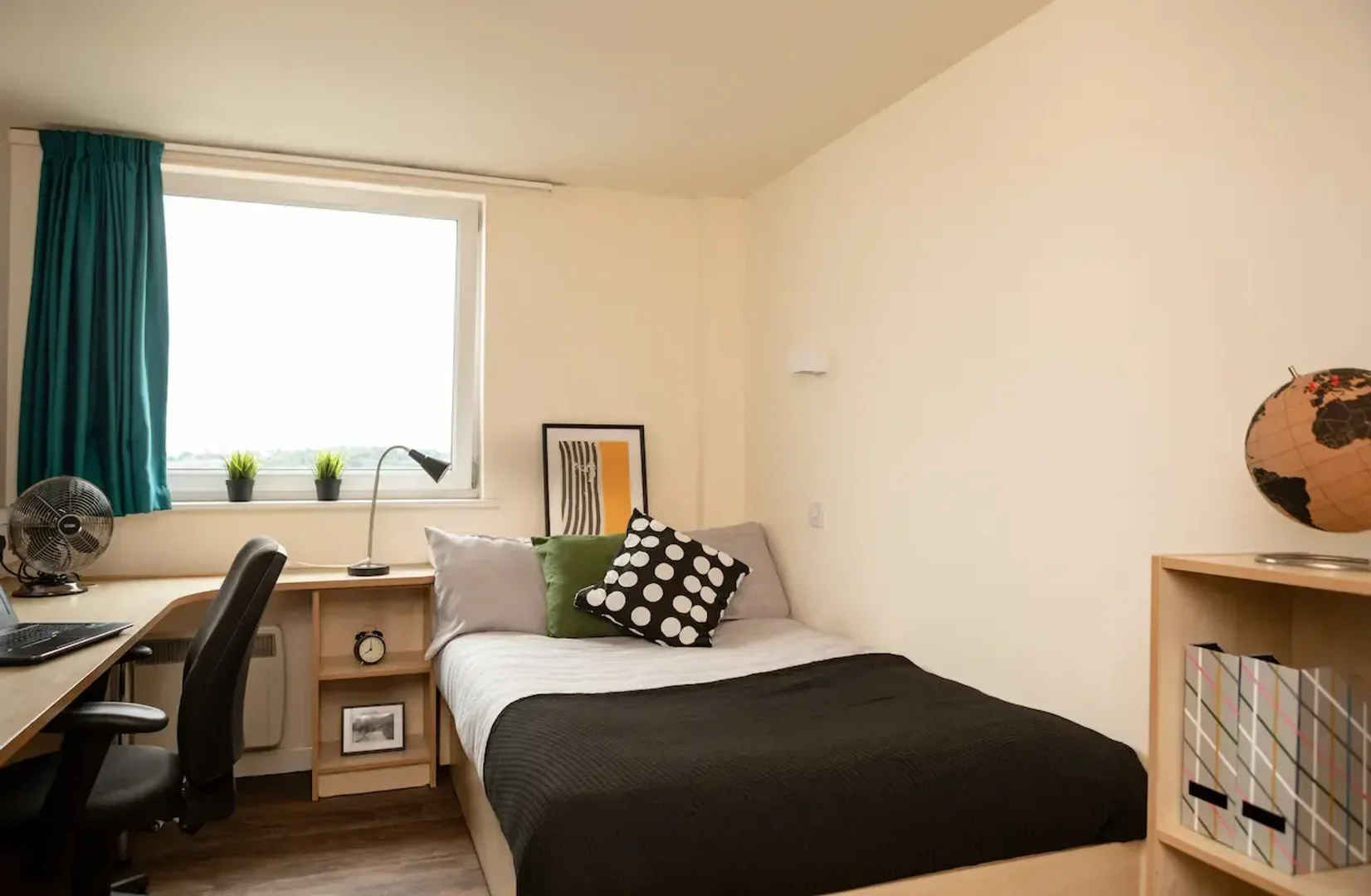 Chambre d'étudiant économique avec emplacement pratique dans 