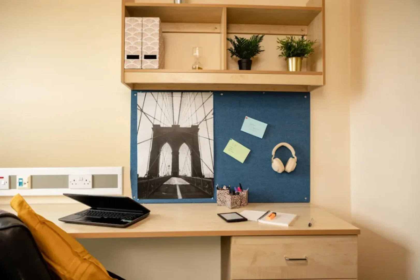 Chambre d'étudiant bon marché à proximité du campus dans 