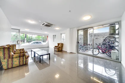 Logement entier en résidence à 42 Porter St Prahran VIC 3181 Australia, image 8 de 28