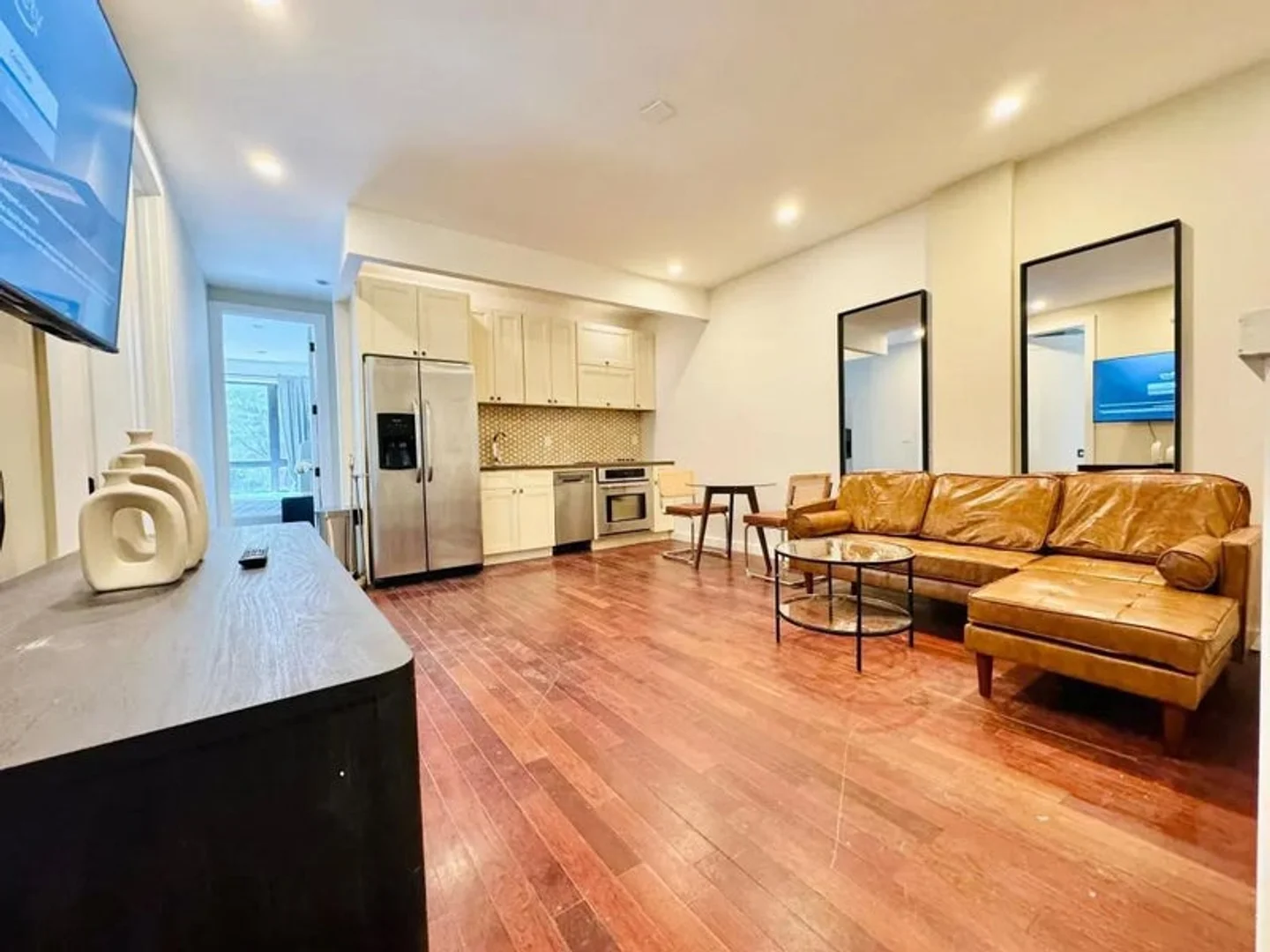 330 Starr Street, 1B, Bushwick, Brooklyn, NY, 11237