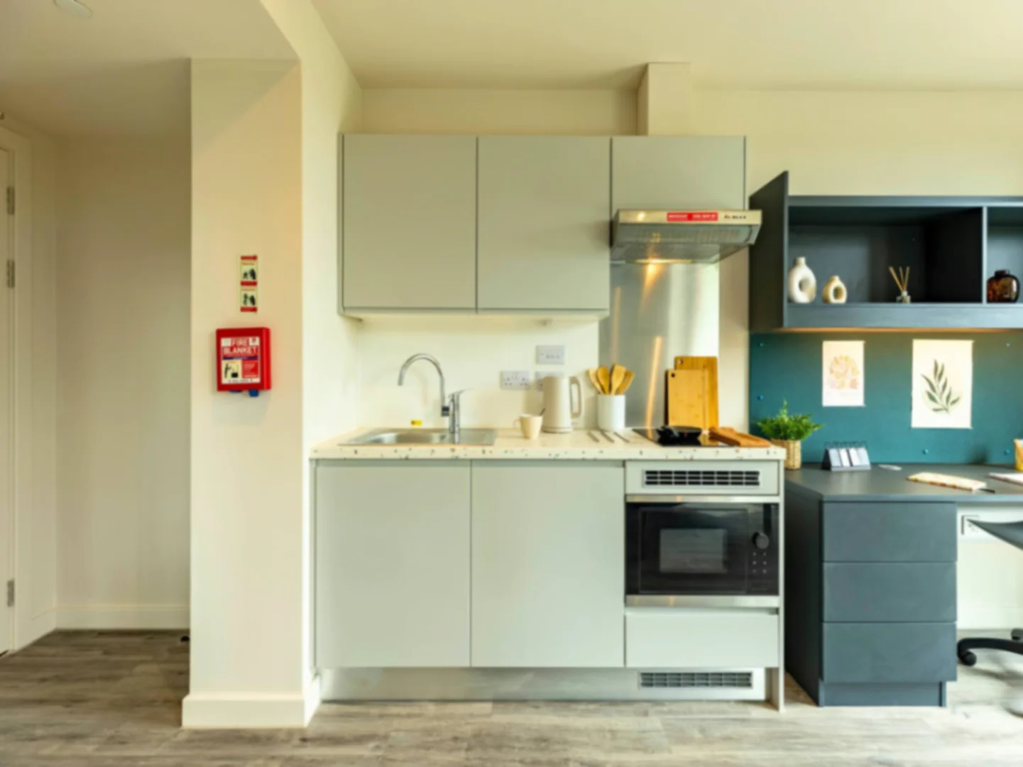 Minimalistisches Studentenstudio in  mit effizientem Grundriss