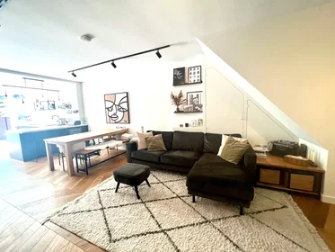 Dairenin tamamı konumu Willem de Zwijgerlaan, Amsterdam-West, 1 10 görüntüsü