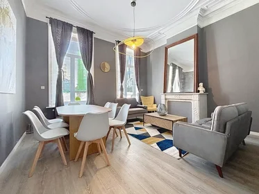 Private room at Rue Jacques de Lalaing, Bruxelles, image 3 of 10