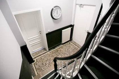 Private room at Rue Jacques de Lalaing, Bruxelles, image 8 of 10