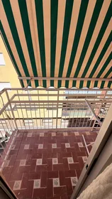 Stanza privata in Calle Poeta Blas de Loma, San Blas-Santo Domingo, immagine 2 di 10