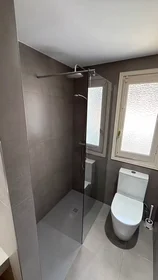 Stanza privata in Calle de Wenceslao Fernández Flórez, San Blas-Santo Domingo, immagine 4 di 10