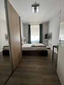 Private room at Nauheimer Straße, Frankfurt am Main-Innenstadt II, image 3 of 9