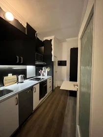 Private room at Nauheimer Straße, Frankfurt am Main-Innenstadt II, image 6 of 9