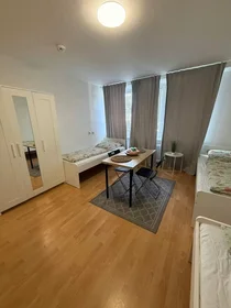 Dairenin tamamı konumu Rumfordstraße, Isarvorstadt, 1 9 görüntüsü