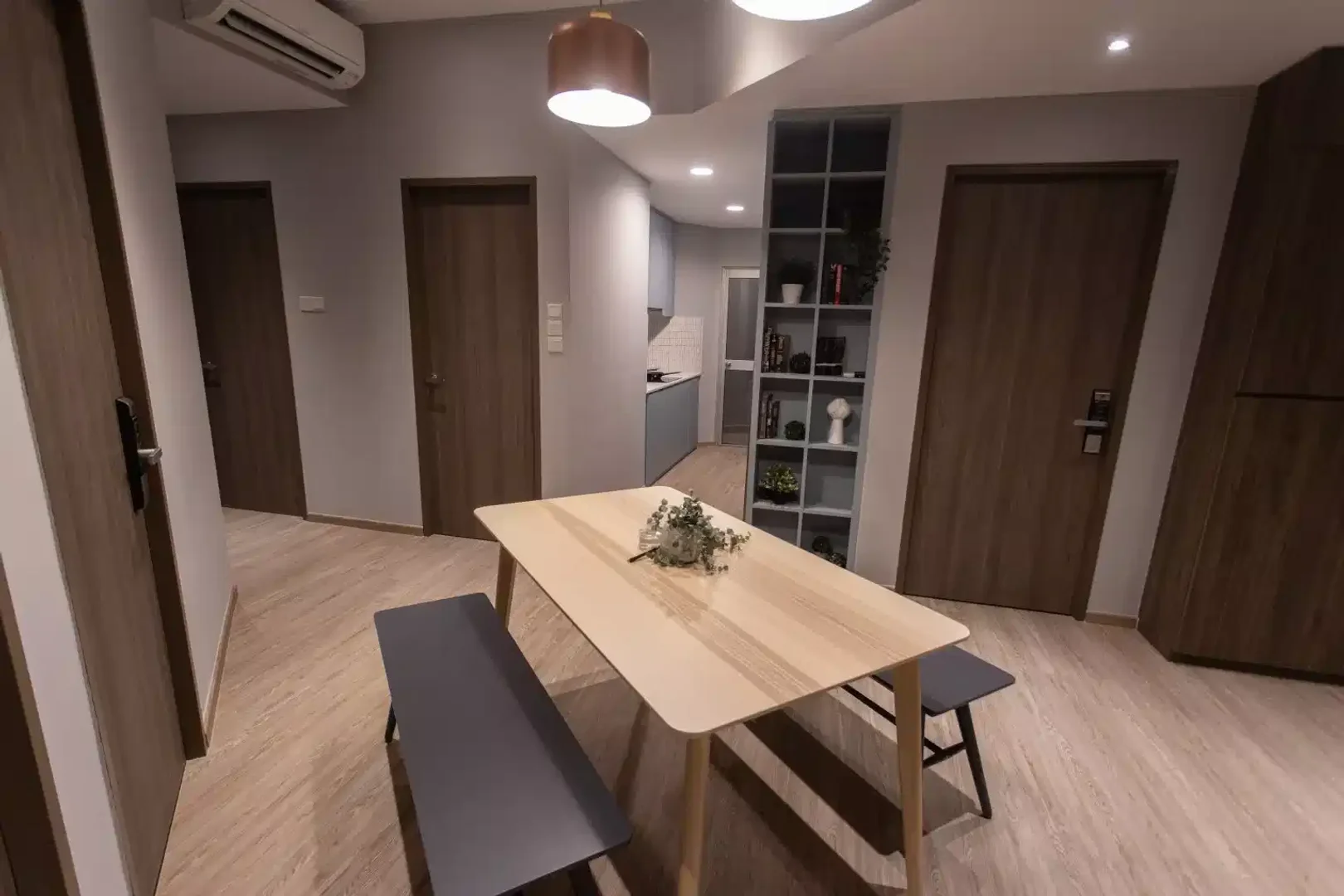 Zimmer in Studentenwohnung in  zu vermieten, voll möbliert