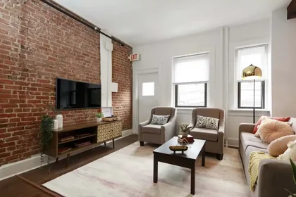 Quarto privado em Chestnut Street, imagem 8 de 9
